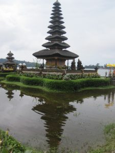 Ulun Danu temple 